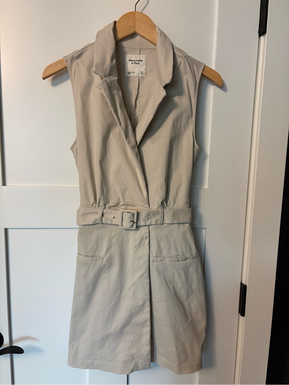 Abercrombie & Fitch Light Beige Collared Dress